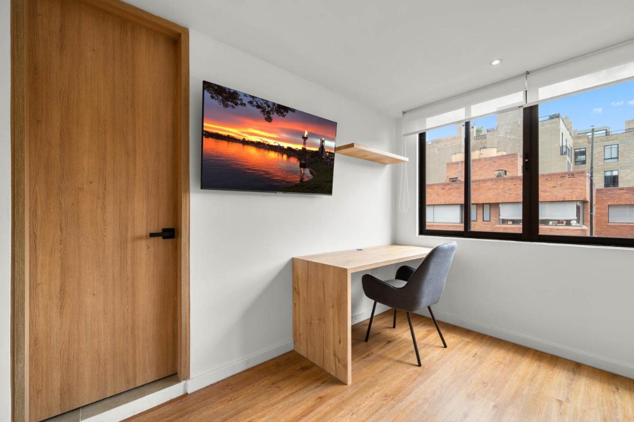 Build It In - Premium Coliving Bogotá
