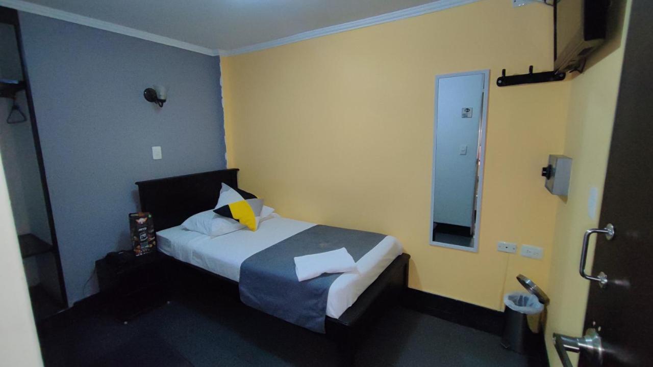 Rivera Deluxe 3*