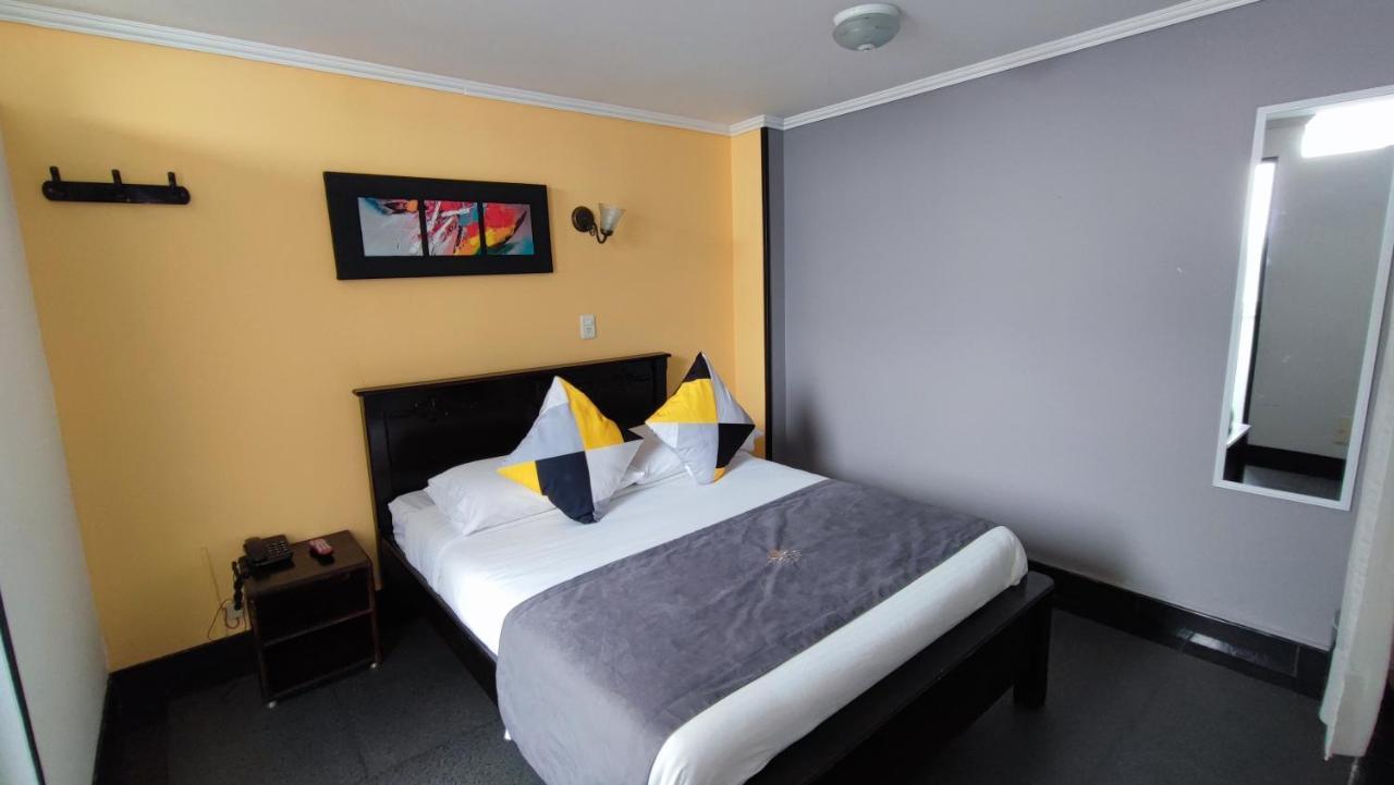 Rivera Deluxe 3*