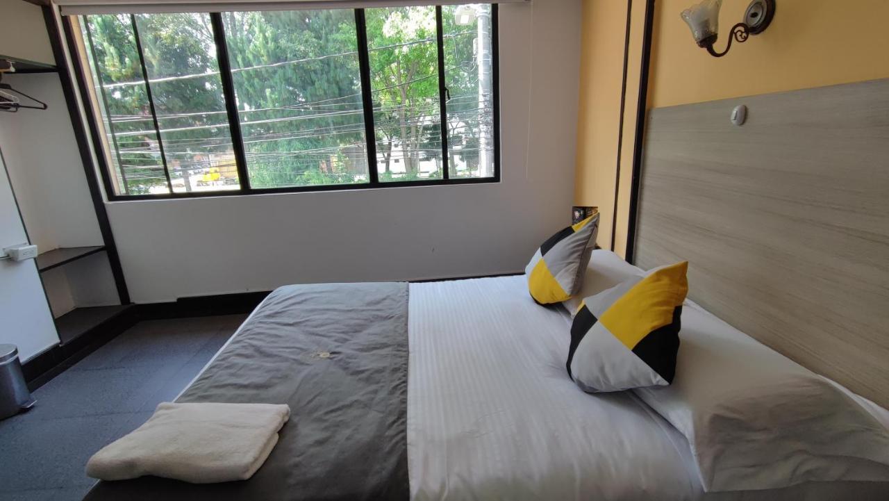 Rivera Deluxe Hotel