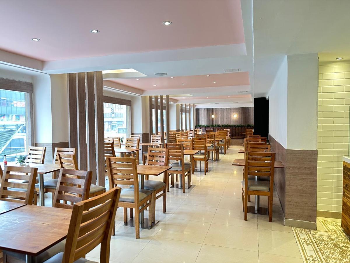 San Francisco De Asís Hotel 3*