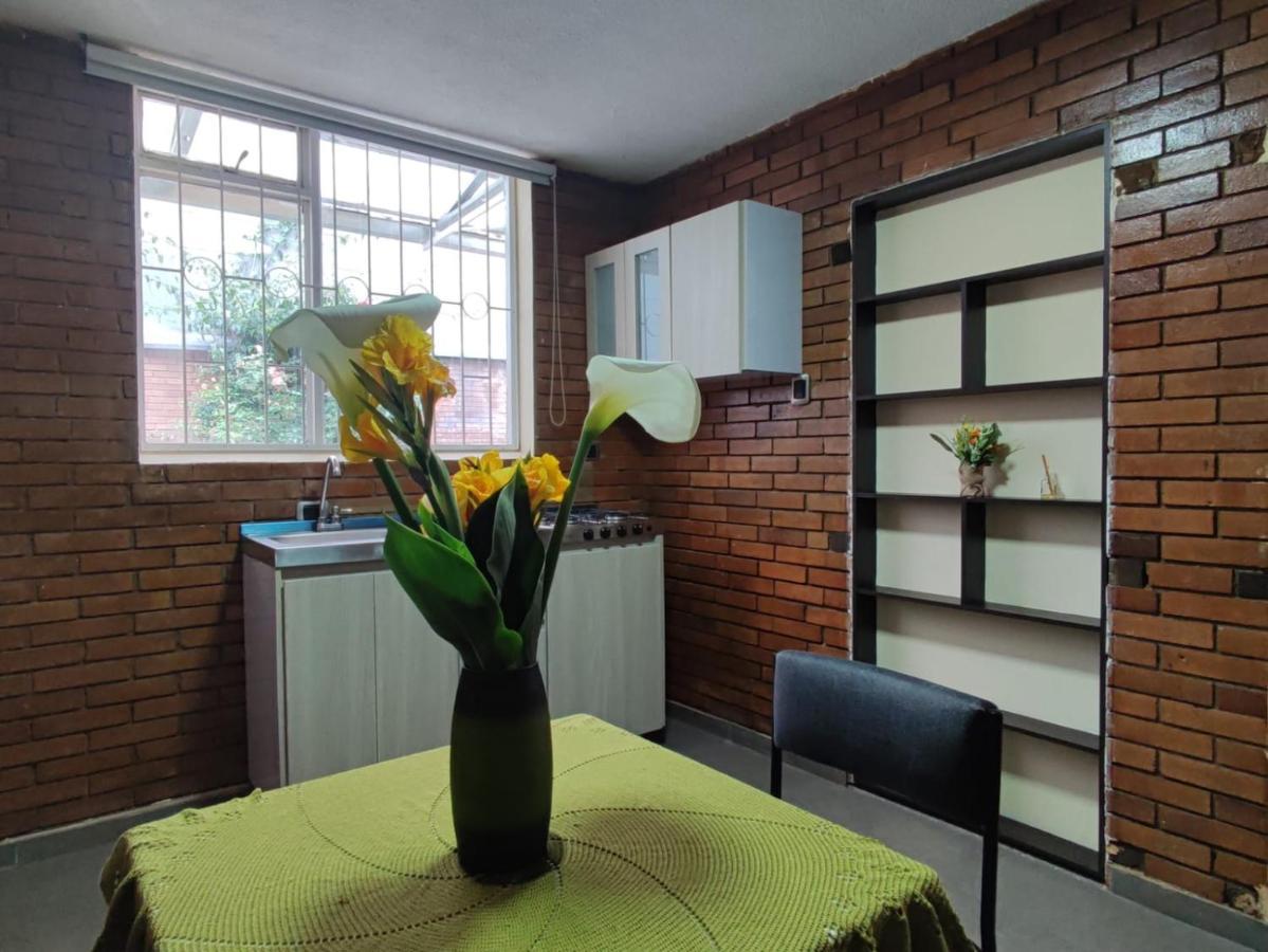 Apartasuite Movistar Campin *