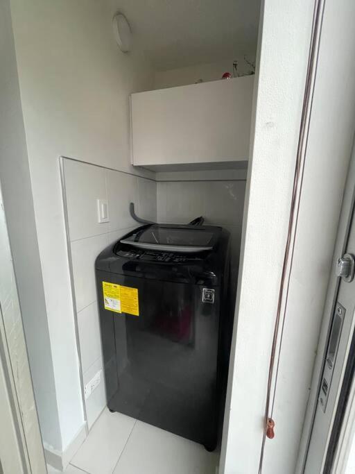 Apartamento Acogedor Estudio Privado En Zona Tranquila *