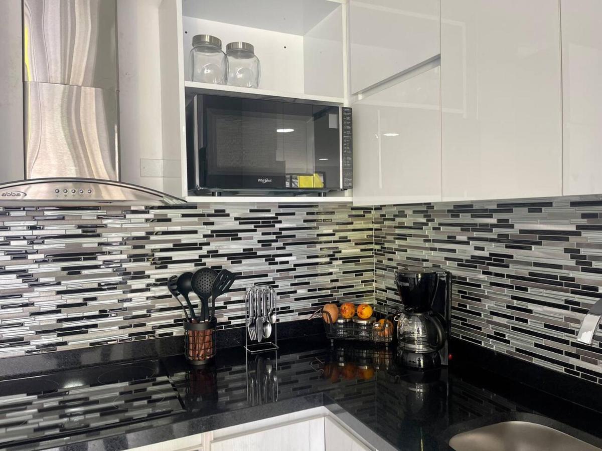 Luxury Corferias-usa Embassy & Airport Apartamento