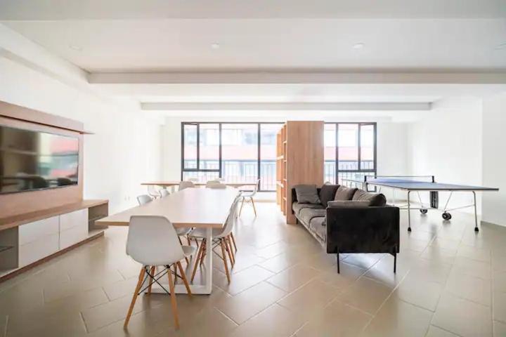 Modern Loft In Downtown Apartamento *