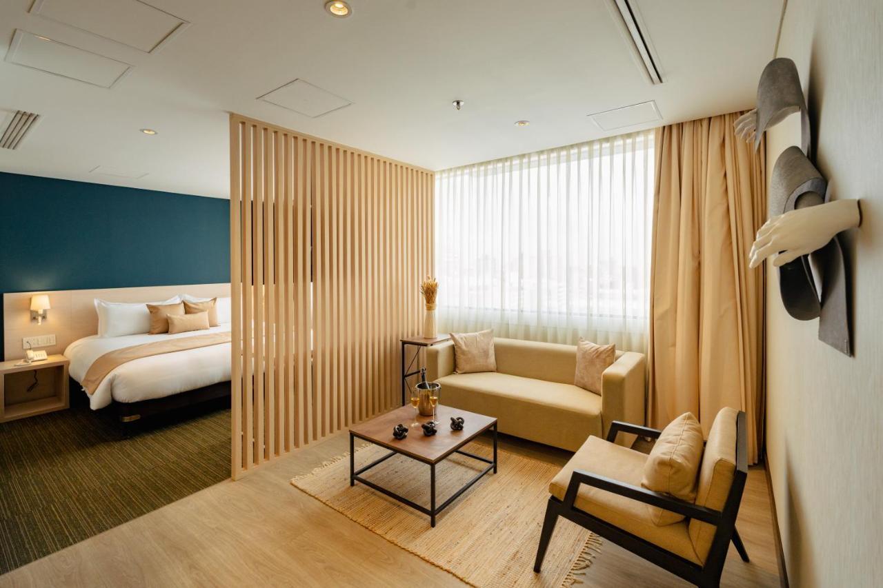 Shg Liv Zona G Hotel
