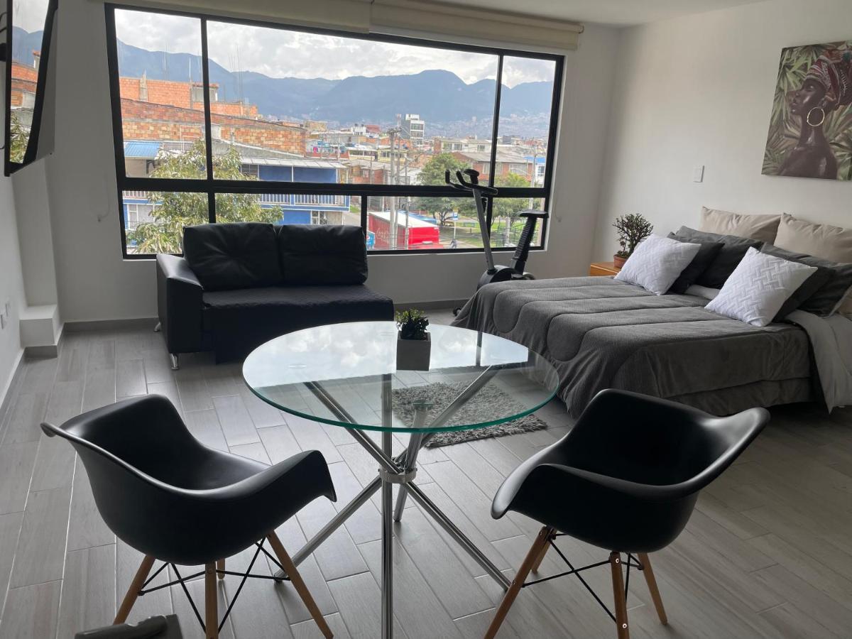 Hermoso Apartamento Con Terraza, Excelente Ubicación Cerca Al Centro De La Ciudad * Bogotá