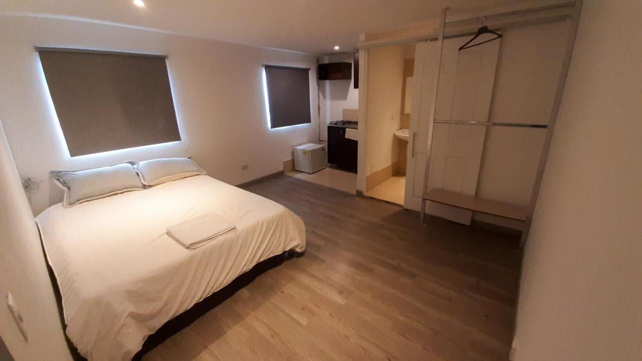 Apartamento Amoblados Galerias *
