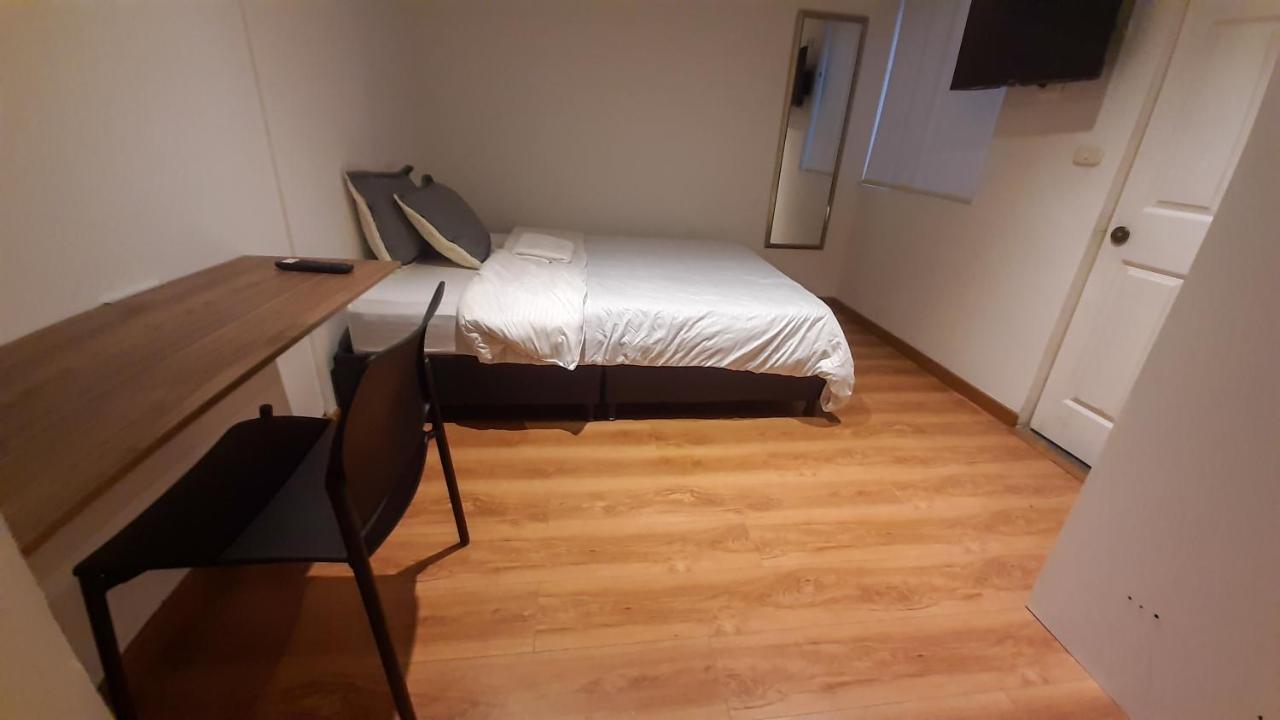 Apartamento Amoblados Galerias *