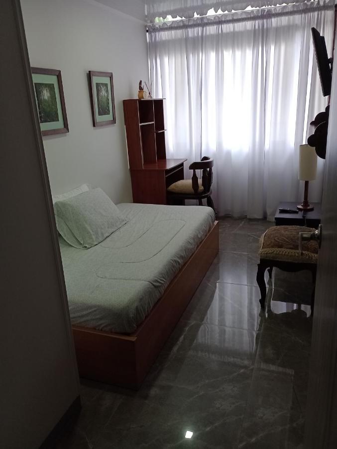 Habitación en casa particular Habitacion Con Bano Privado En Sector Turistico