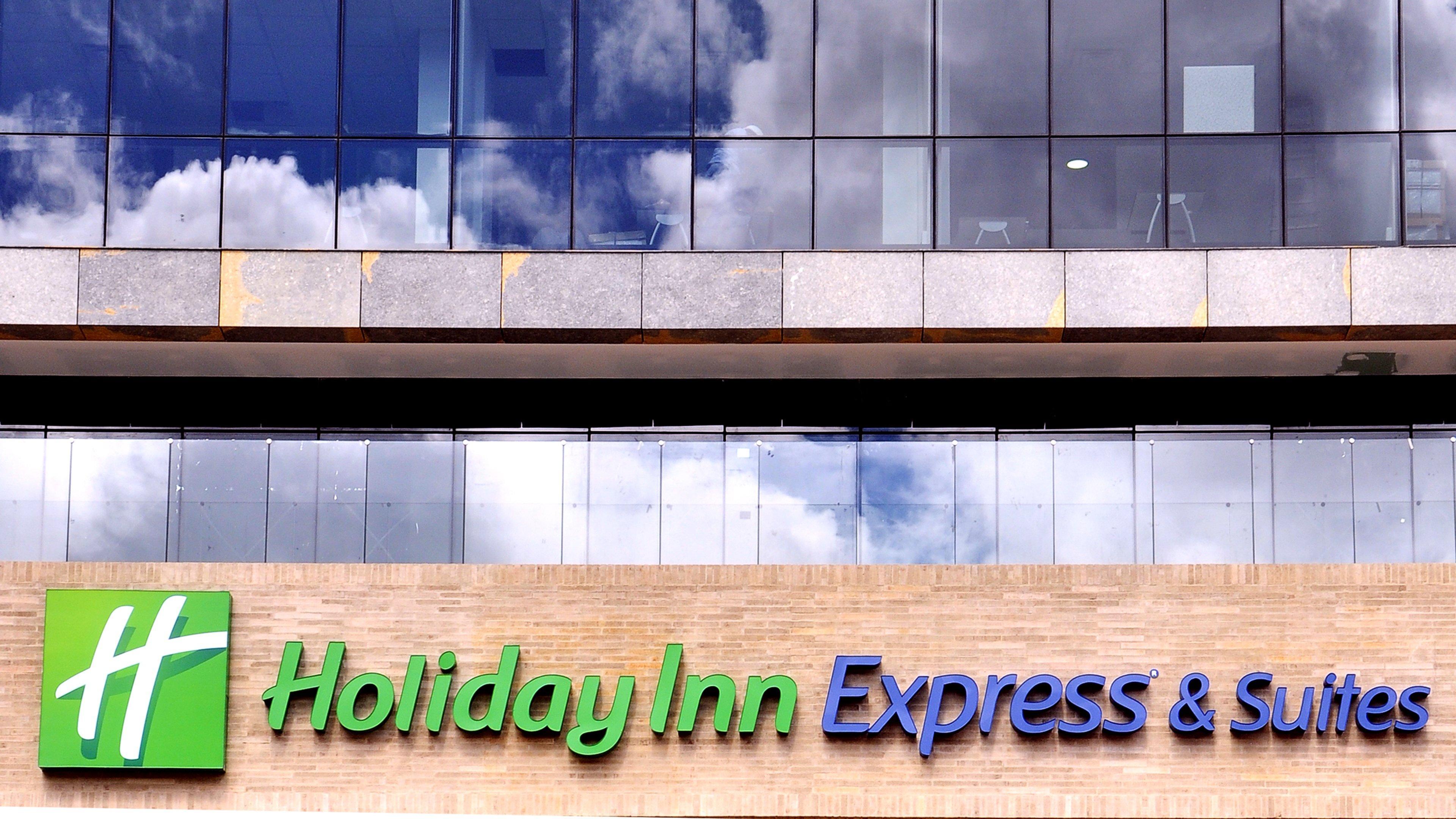 Holiday Inn Express&Suites Bogota Zona Financiera, an IHG Hotel 4* Bogotá