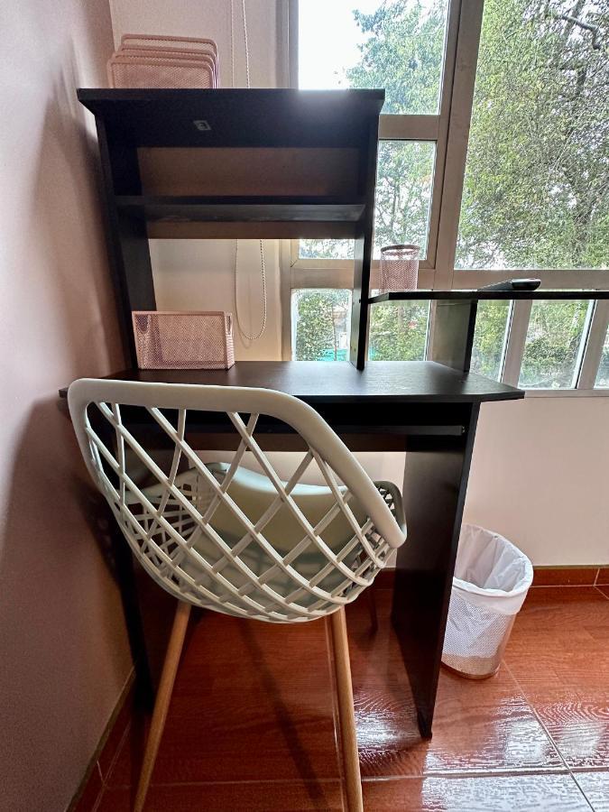 Cerca Al Aeropuerto El Dorado * Bogotá