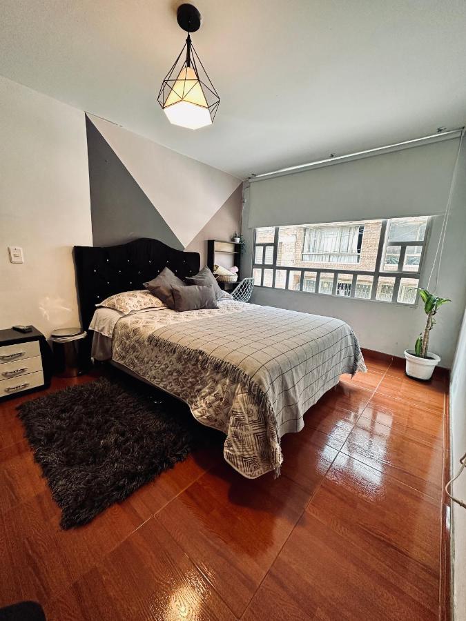 Cerca Al Aeropuerto El Dorado Habitación en casa particular Bogotá