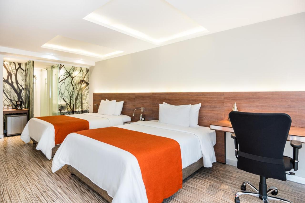 Shg 100 Design Hotel