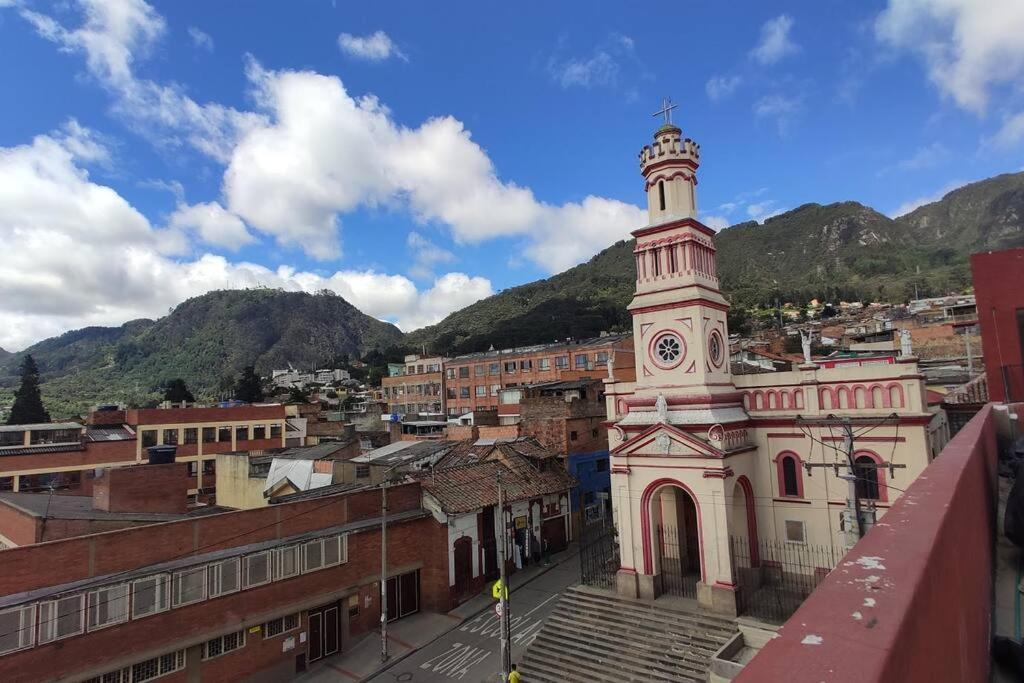 Estudio La Candelaria Centro Historico De Bogota. Apartamento *