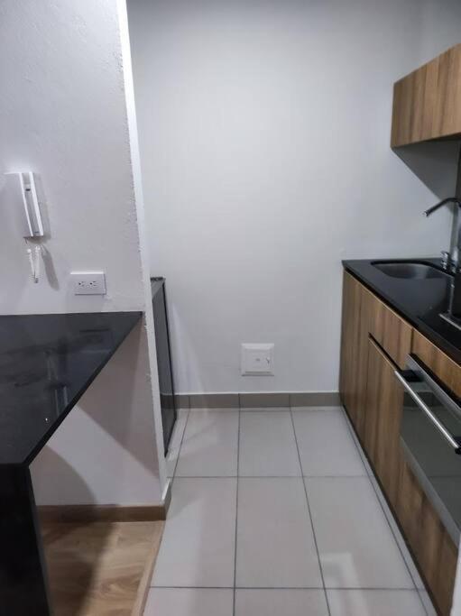 Estudio La Candelaria Centro Historico De Bogota. Apartamento Bogotá