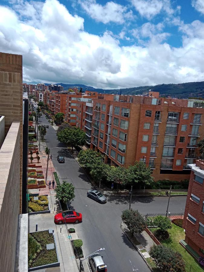 Soul Santa Barbara Executive, Wifi 300 Megas, Big Queen Size Bed, Smart Tv Netflix, Walking Distance To Unicentro Mall, Starbucks In Front Of The Building, Location *