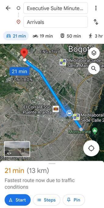 Executive Minutes From The Airport *