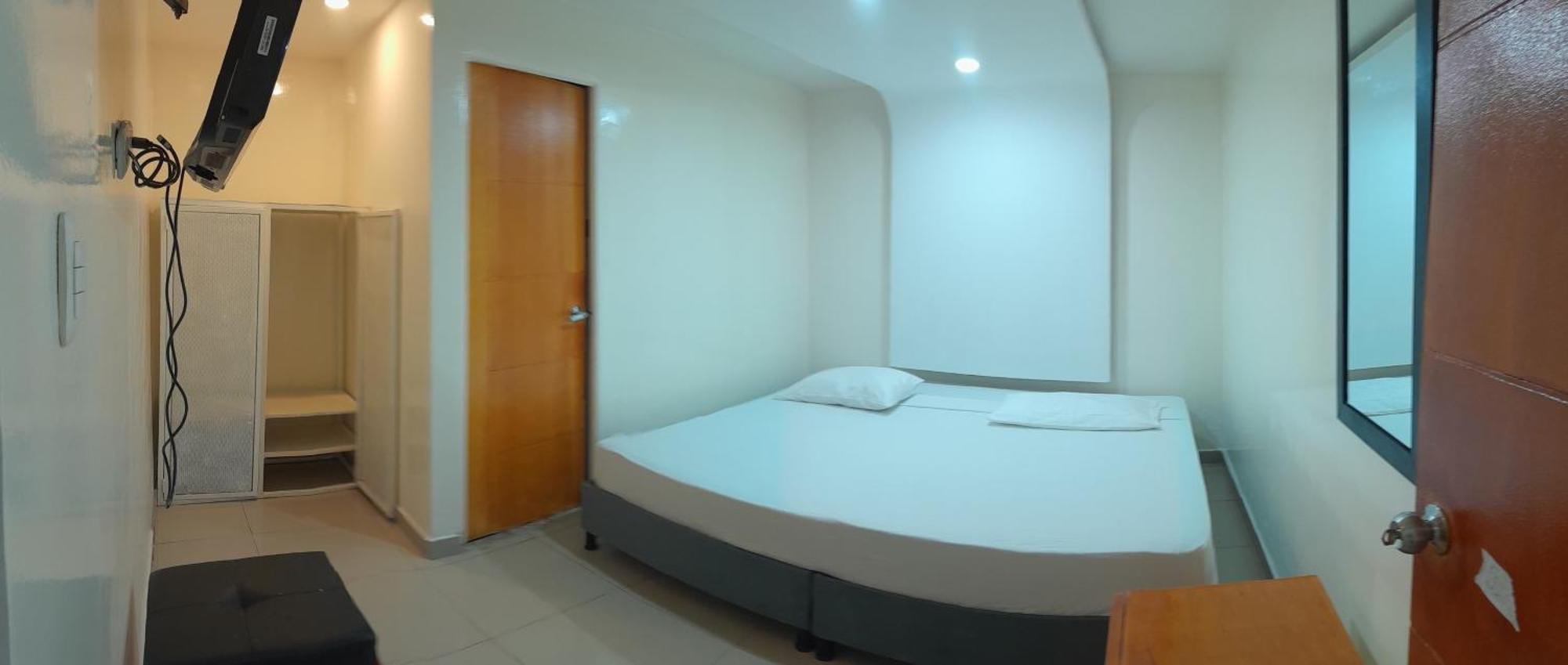 Hotel Aw Connect Airport