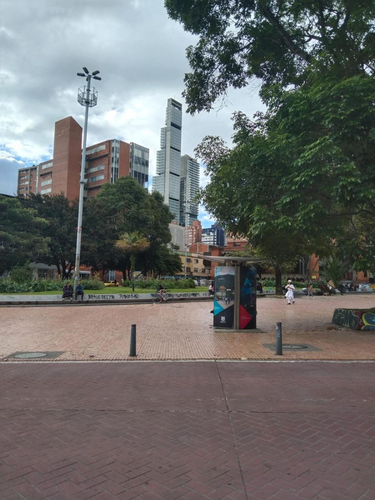 Downtown, Blue Home, Nature Inspired Apartamento