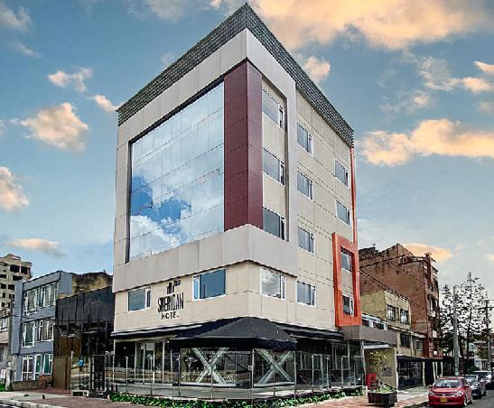 Hotel Sheridan Corferias 3*