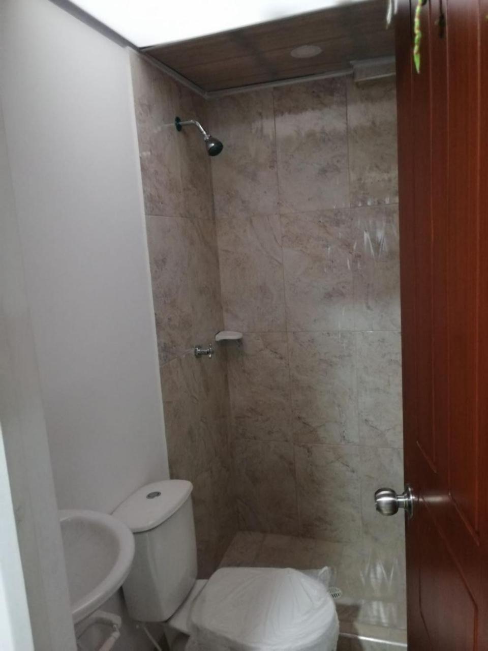 Habitación en casa particular Privada Y Confortable Cerca A Centro Mayor Y Al Centro Historico *