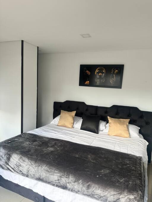101 Embajada Americana , Corferias Agora G12 Apartamento *