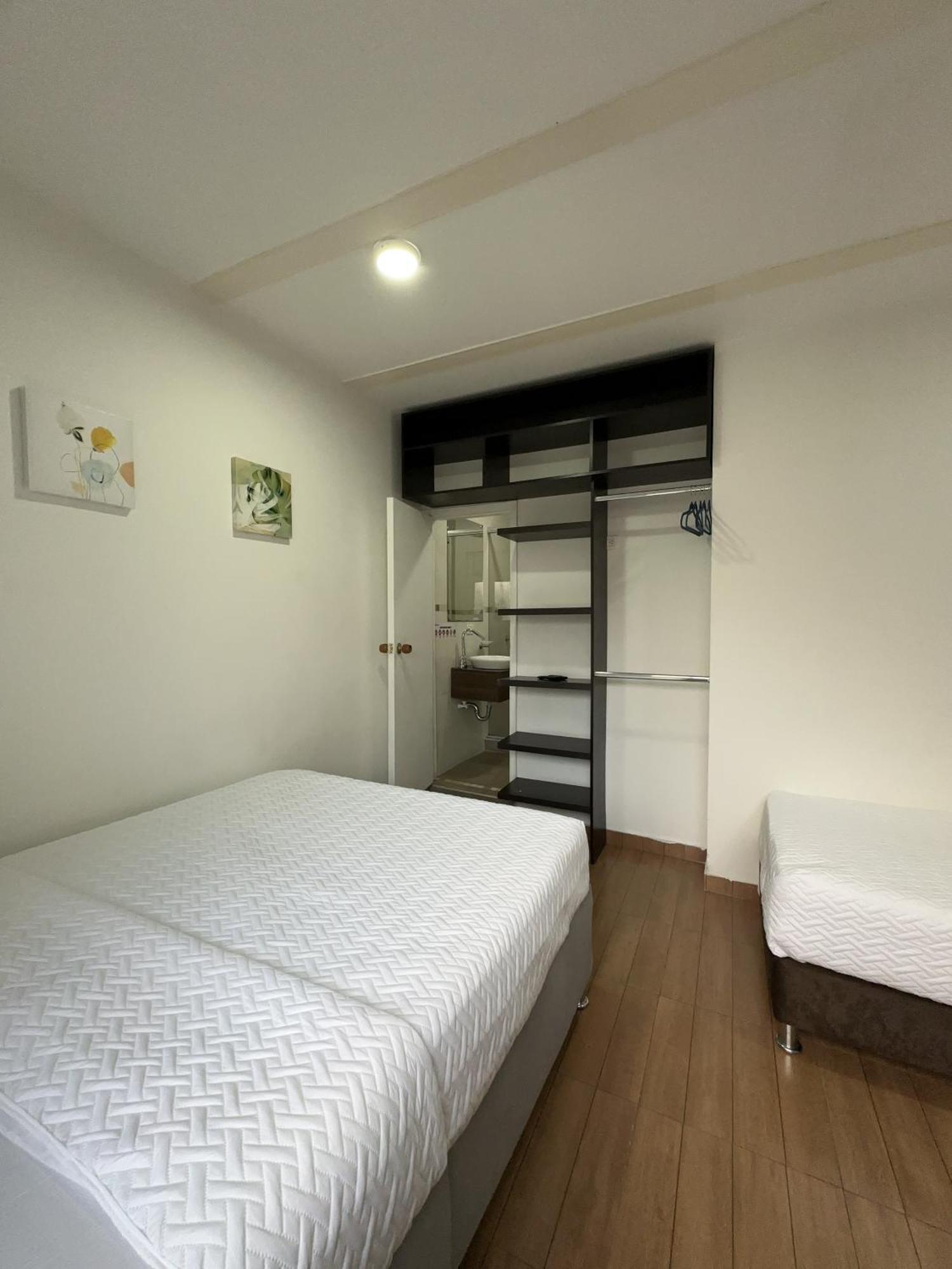 Hostelfc Corferias Pensión *