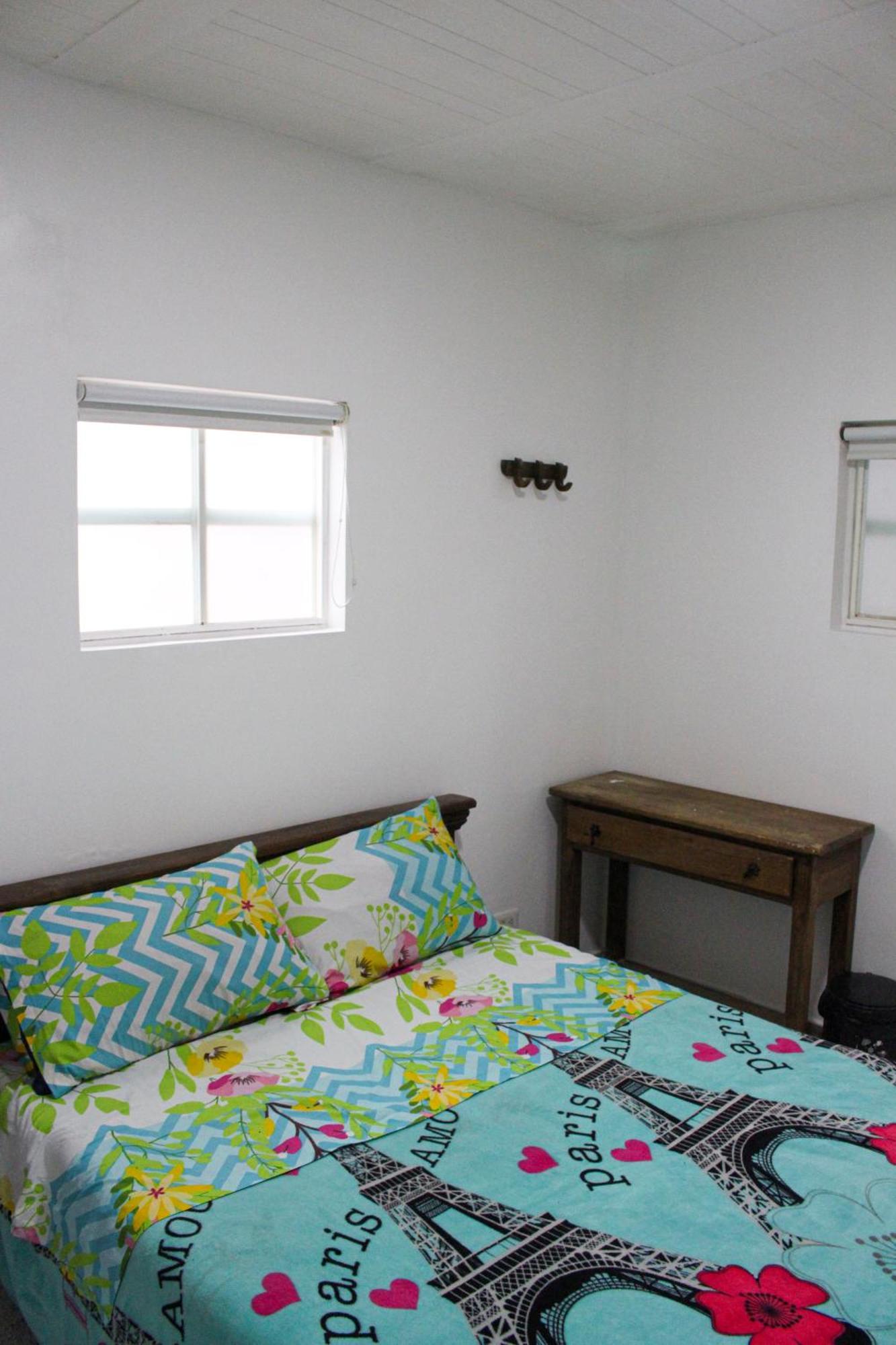 Guest house Alameda *