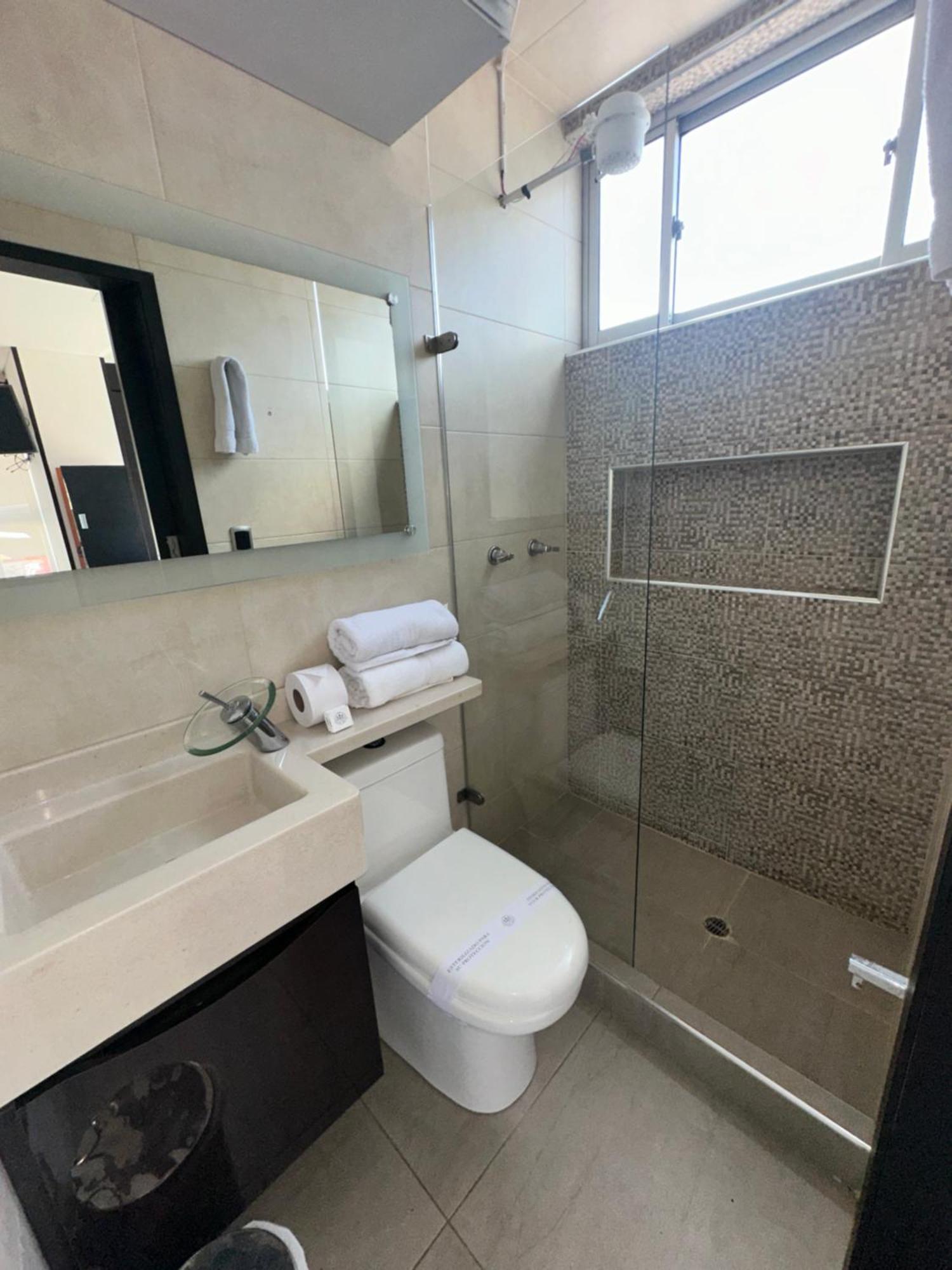 Hermoso 201 Corferias, Embajada Americana , Agora , G12 Apartamento