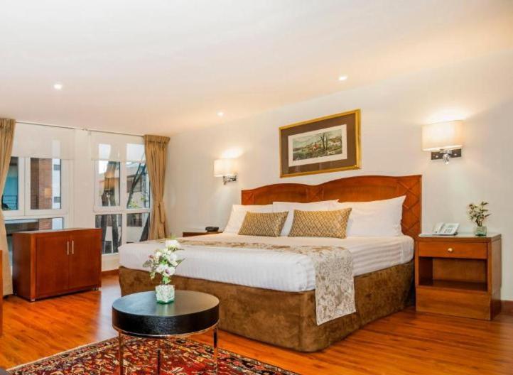 Hotel Porton Bogota