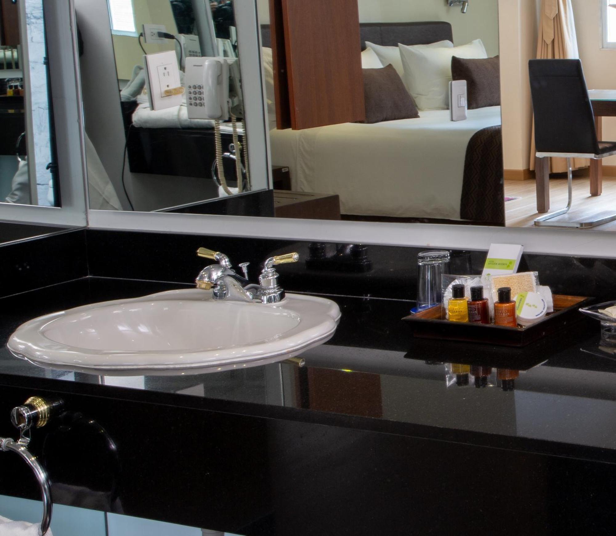 Hotel Porton 5*