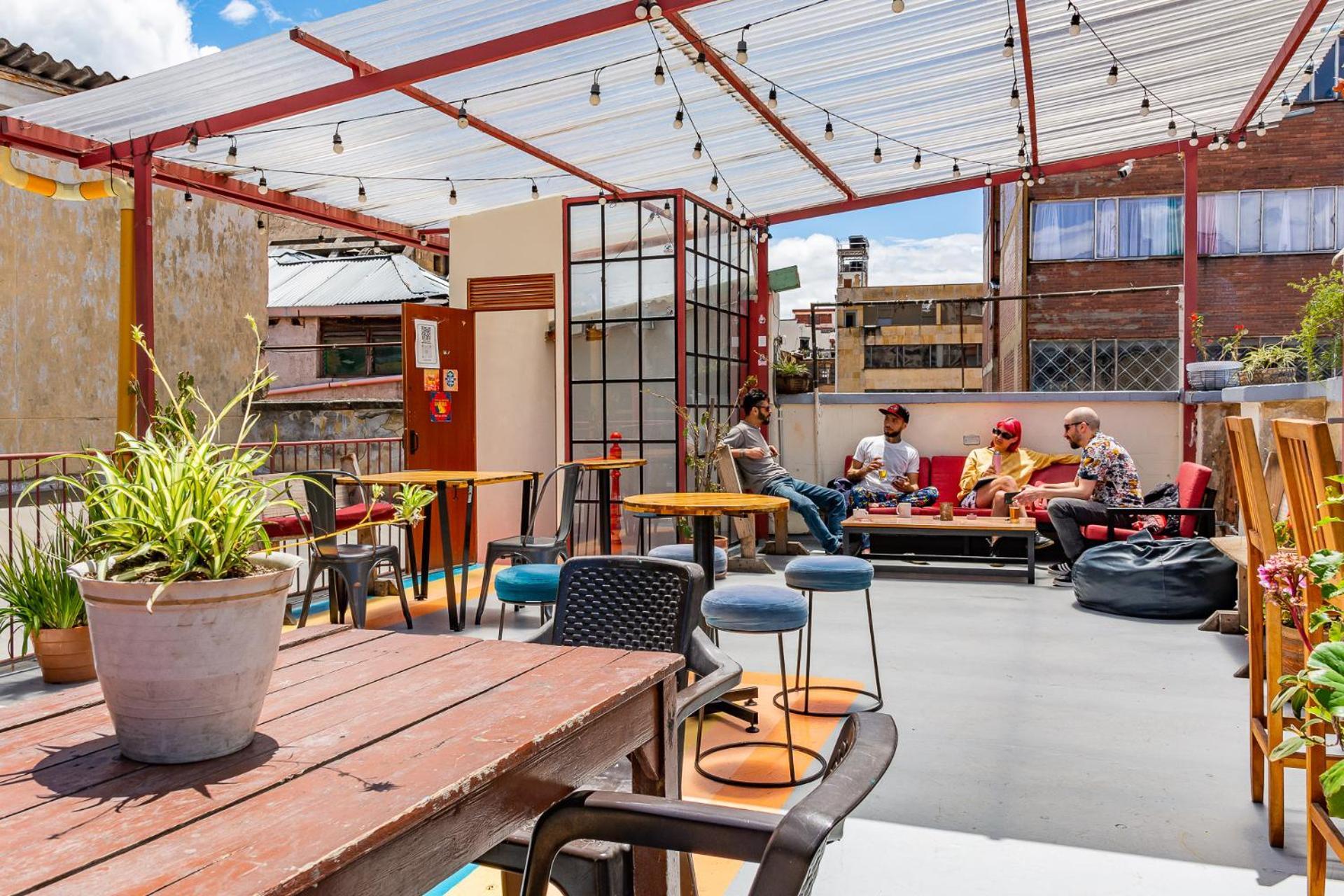 R10 Hostal