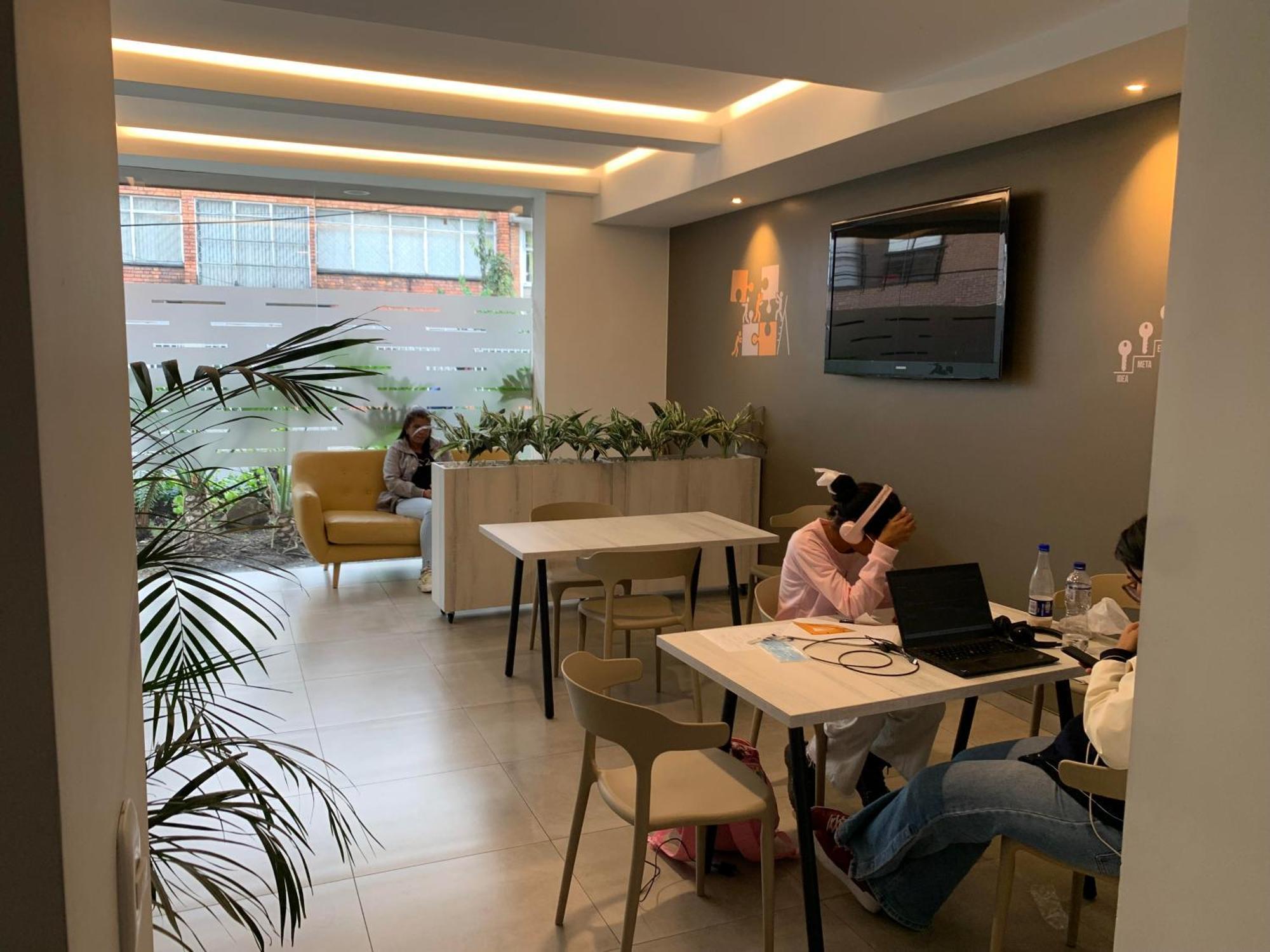 Aptotiv211 - Increible Aparta Estudio Tipo Loft - Chapinero - Wifi - Tv