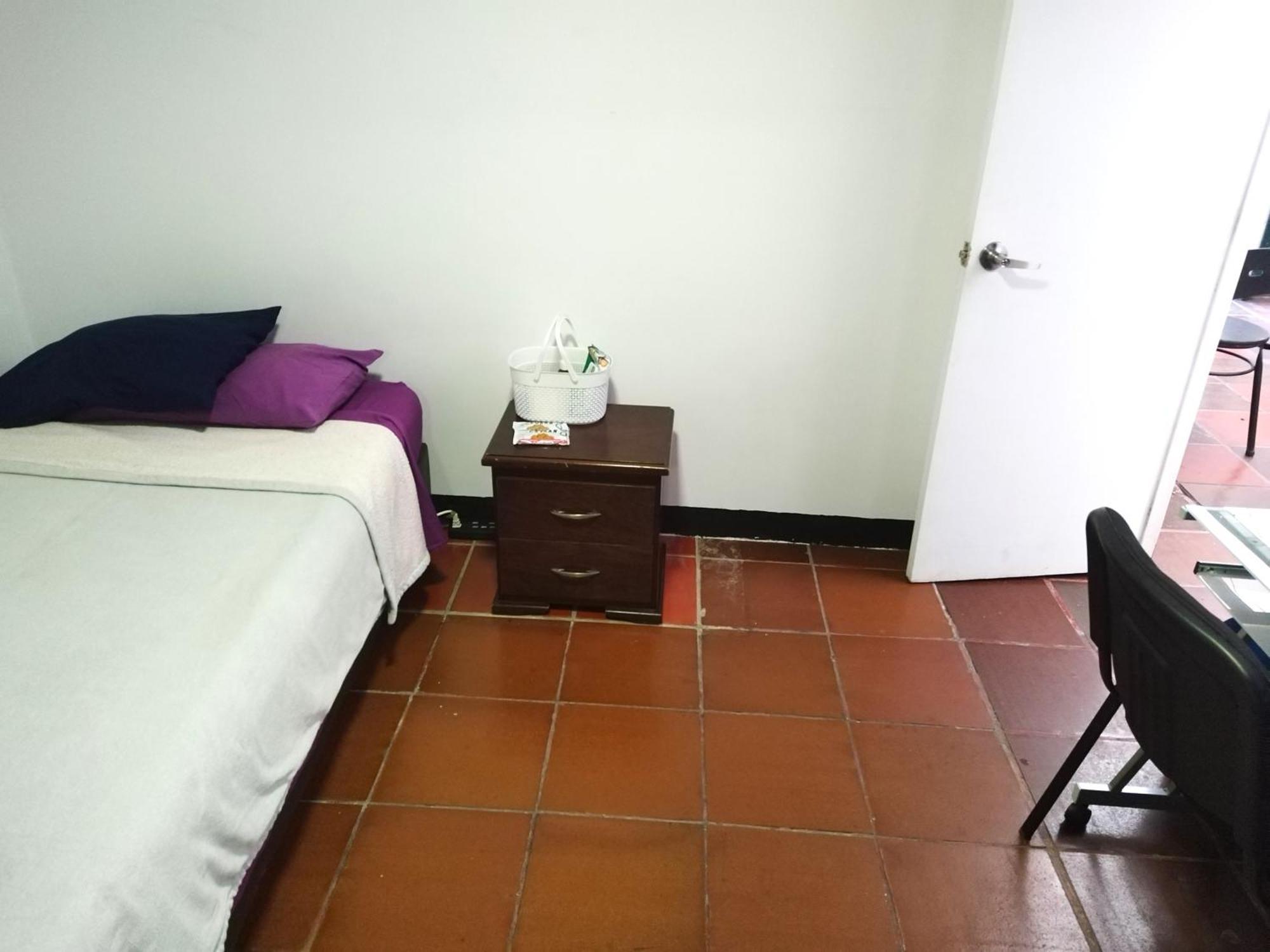Pensión Casa En Ubicada En Zona Bogotá