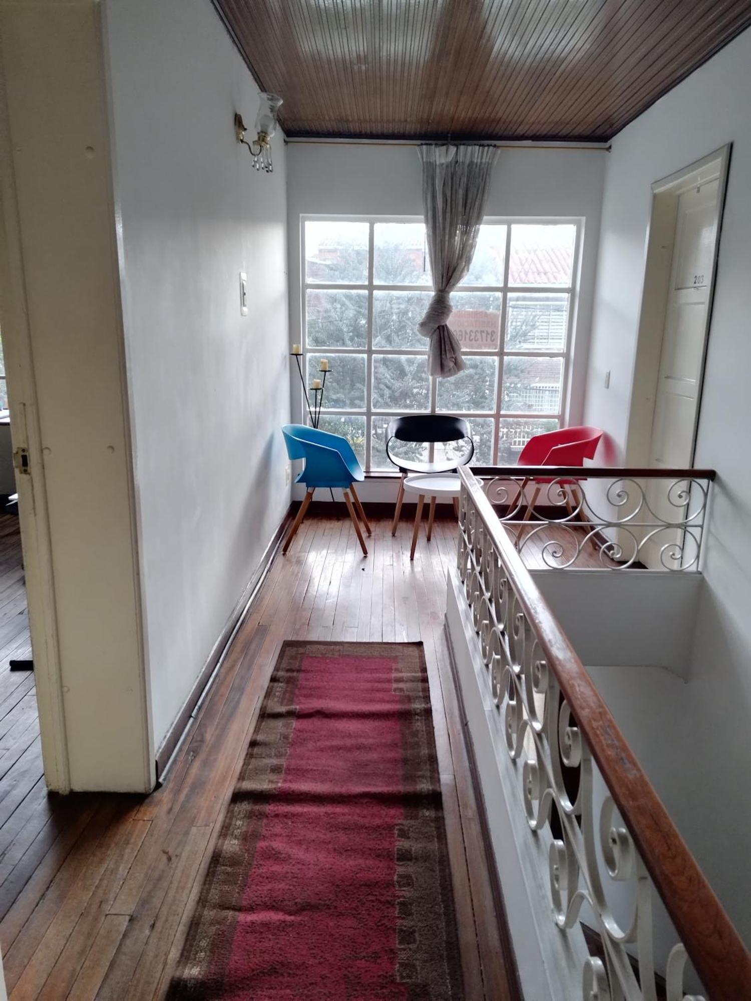 Casa En Ubicada En Zona Pensión *