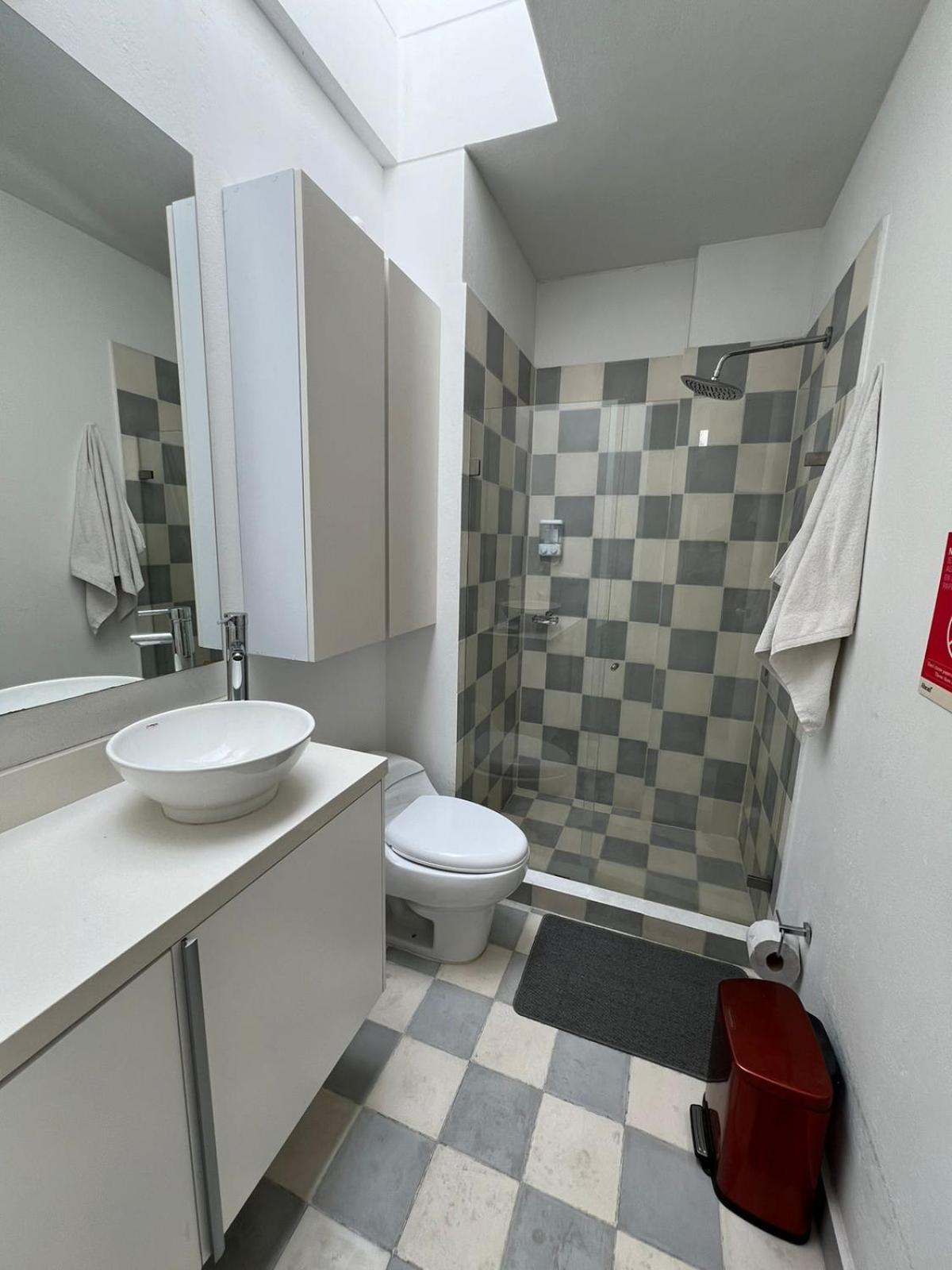 Peaceful + Parking&laundry Apartamento *