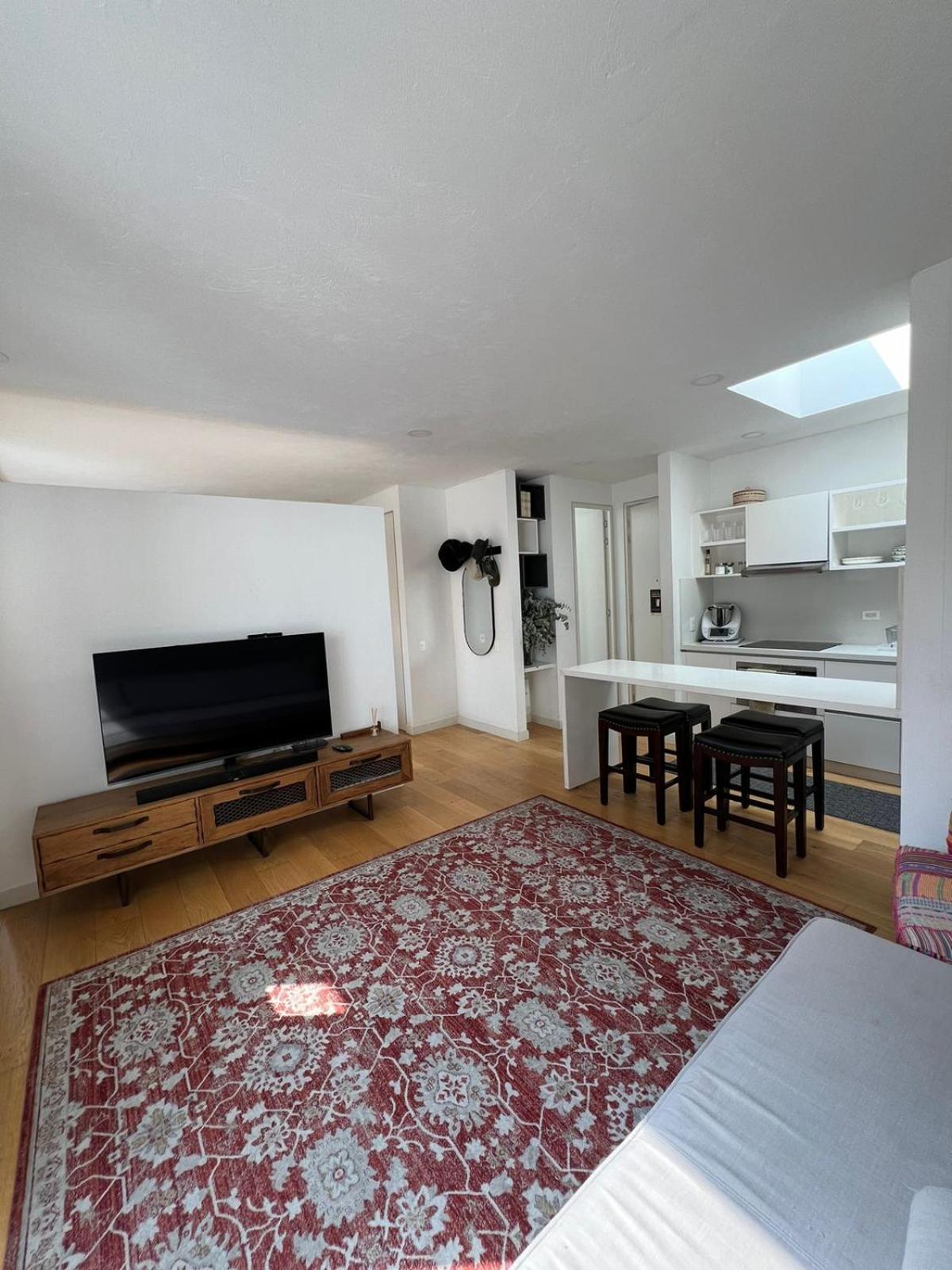 Apartamento Peaceful + Parking&laundry