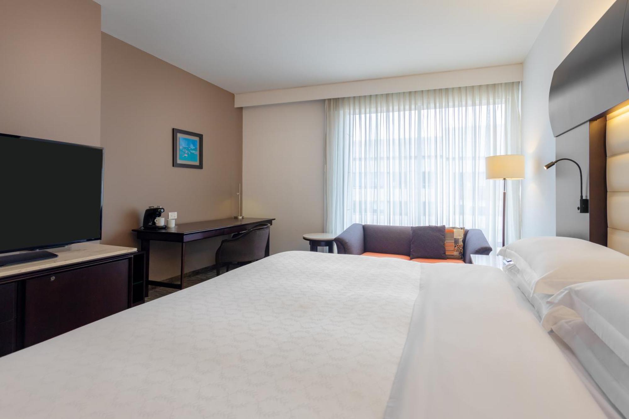 Sheraton 5*