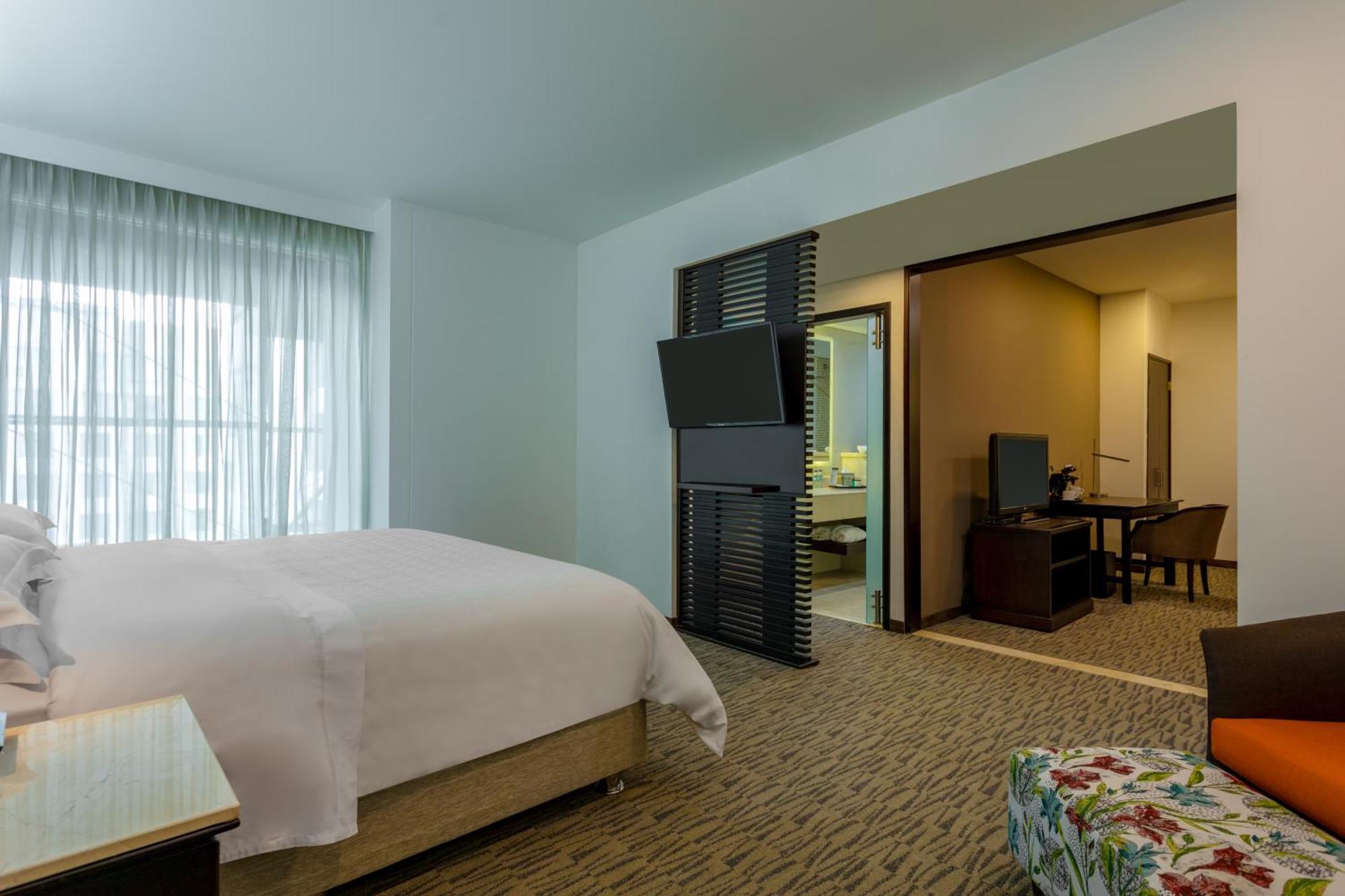 Sheraton 5*