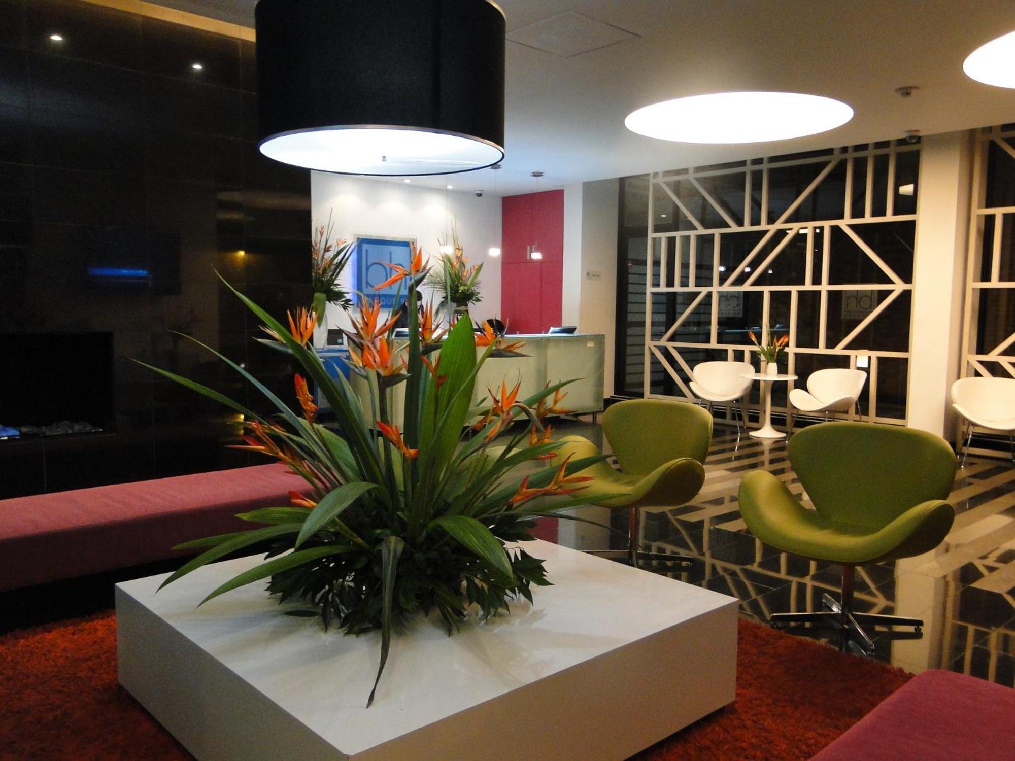 Bh Parque 93 Hotel