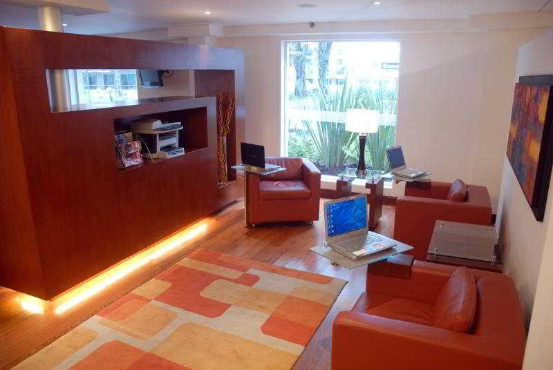 Nh Pavillon Royal 4*