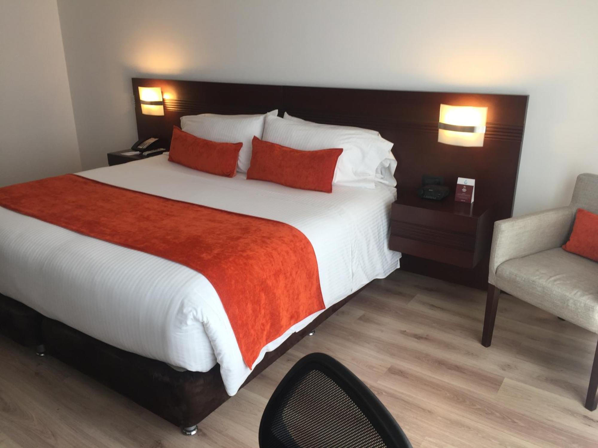 Western 93 Park Hotel 5*
