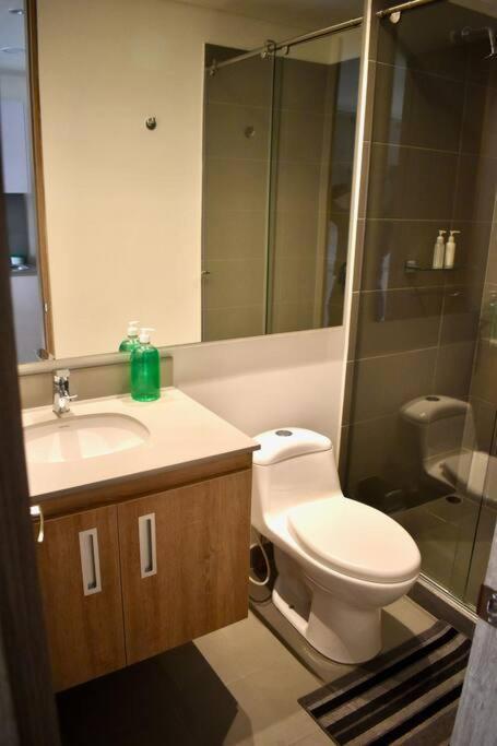 Moderno En Centro Internacional Apartamento