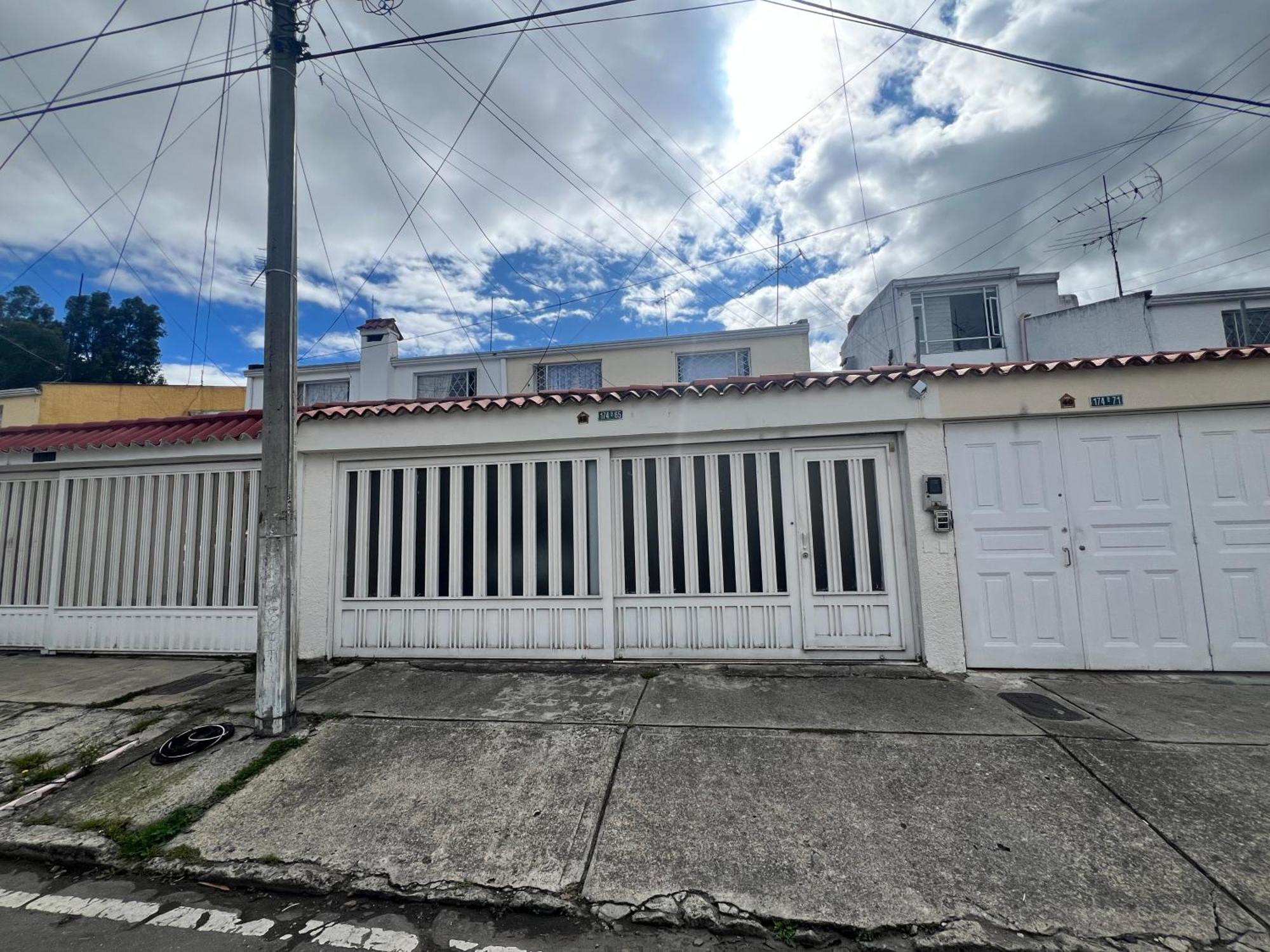 Guest house Hostal Del Prado Bogota