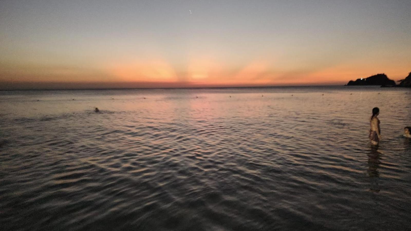 Hermoso En Primera Linea De Playa Apartamento *