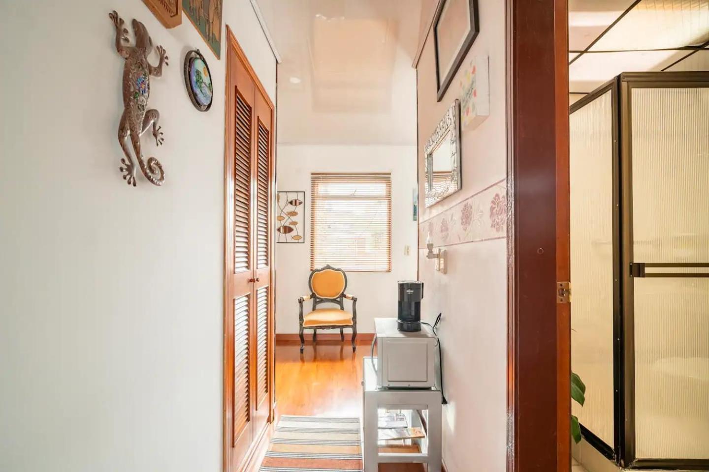 Habitación en casa particular Excelente Ubicacion Cerca A Movistar Y Simon Bolivar *