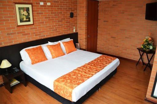 Astral Hotel 3*