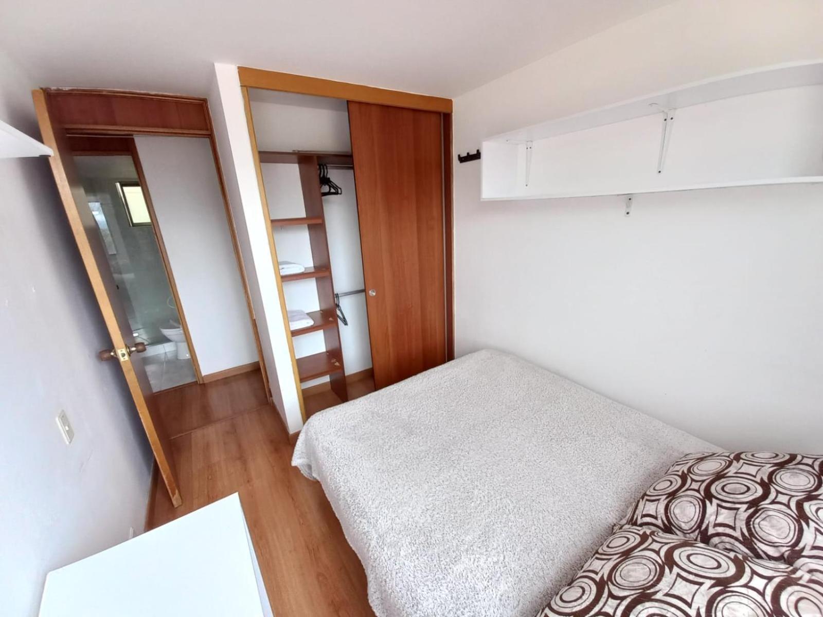 Doble Con Bano Compartido! Habitación en casa particular Bogotá