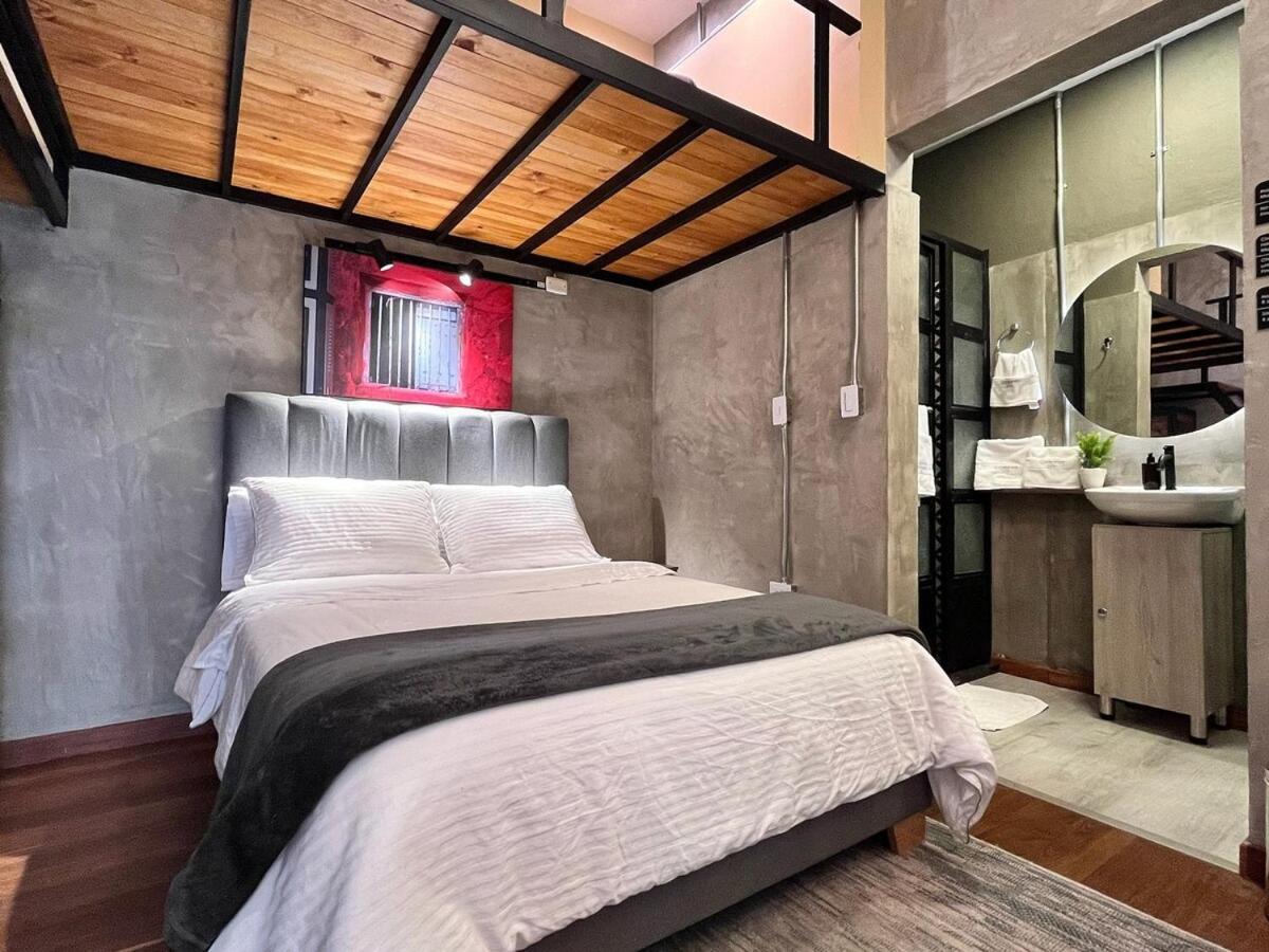 Apartahotel Colonia 722